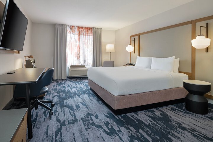 Room 20 of 39