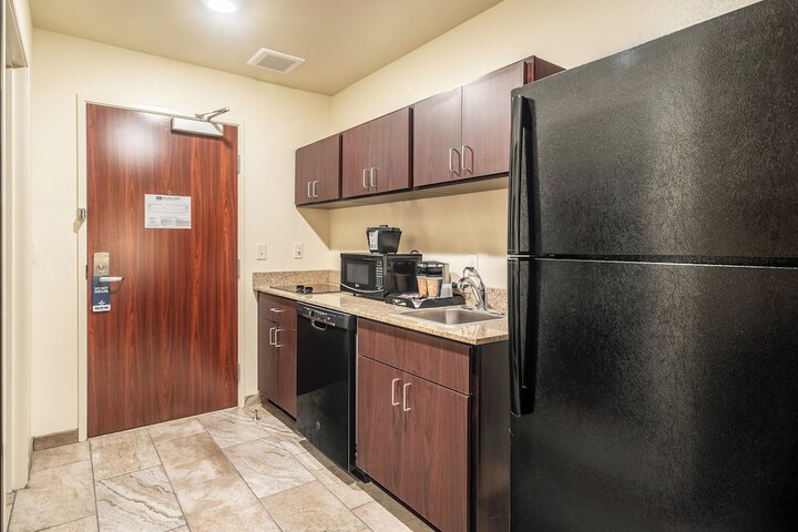 Cobblestone Inn & Suites - Kermit
