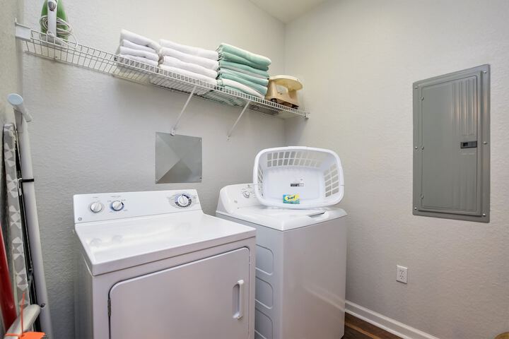 Laundry 63 of 77
