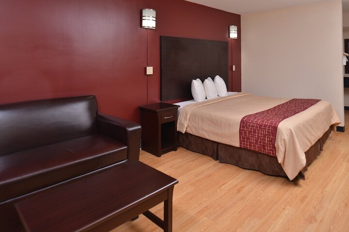 Room 18 of 30
