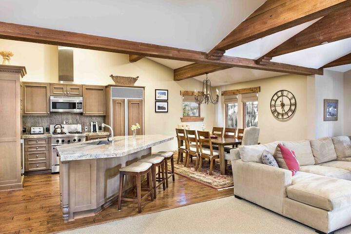 The Chateaux Deer Valley