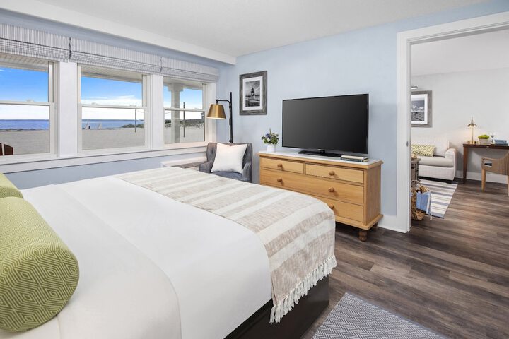 Sea Crest Beach Resort