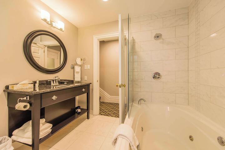 Idlewyld Inn & Spa