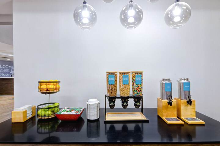 Breakfast/Coffee Service 43 of 51