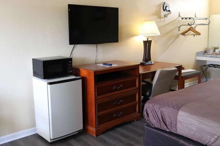 Room 50 of 56