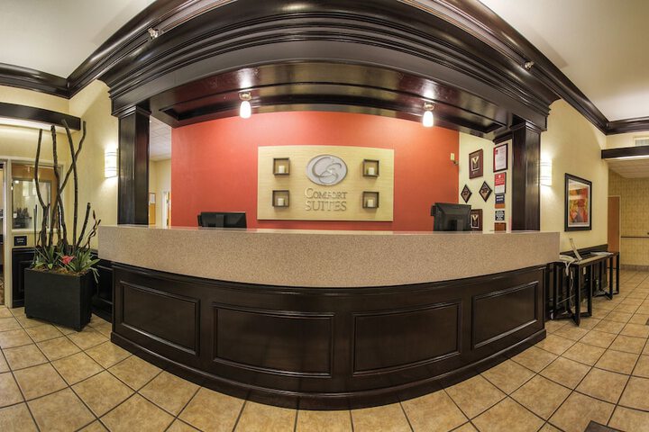 Hotel Interior 10 of 38