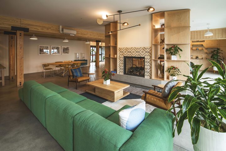 SaltLine Hotel