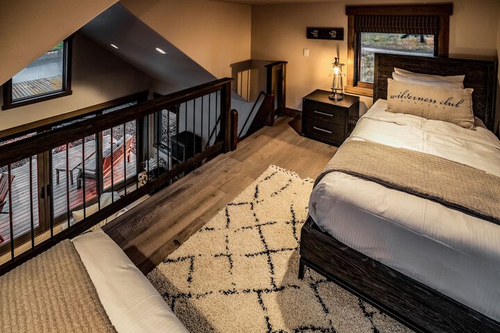 Room 47 of 149