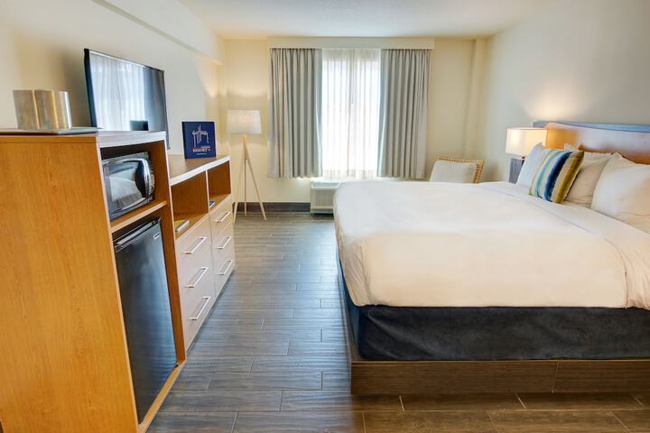 Room 54 of 98