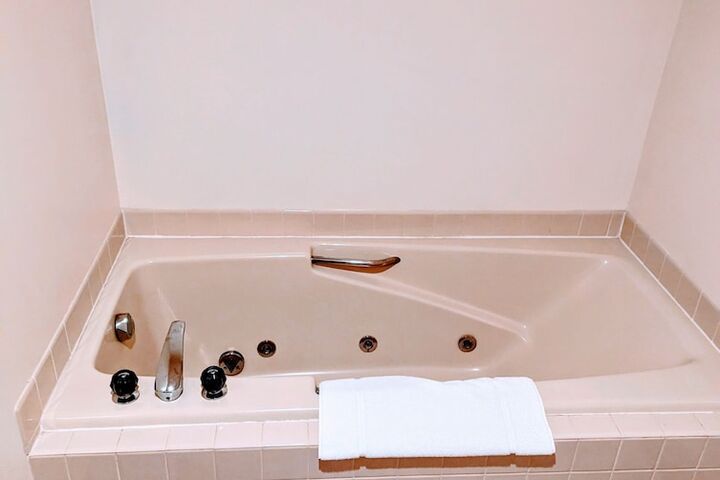 Room 20 of 46