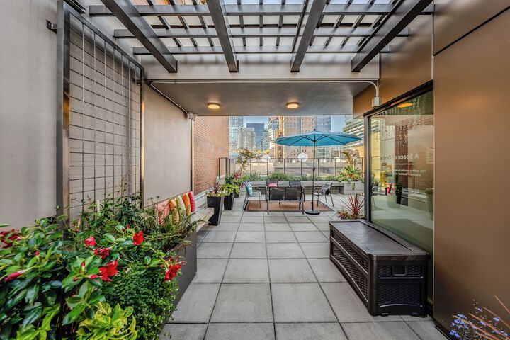 Terrace/Patio 49 of 51