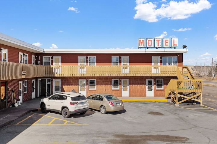 Pine View Inn