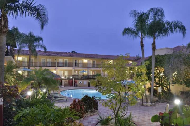 Hotel 3 of 28