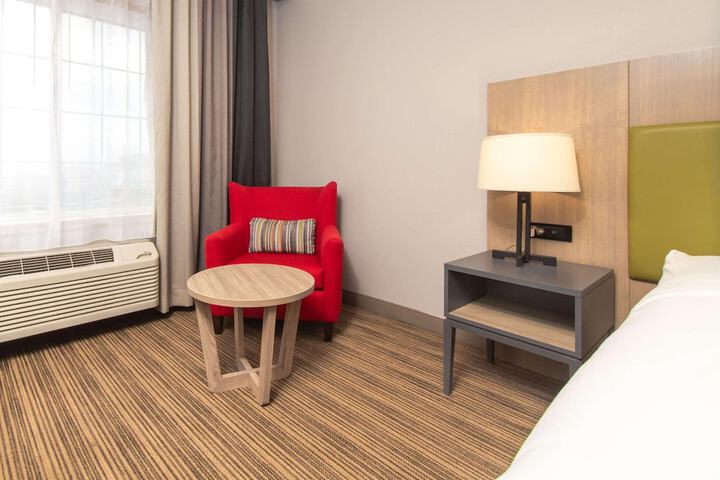 Country Inn & Suites by Radisson Rapid City, SD