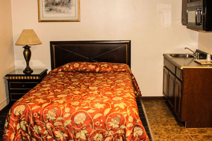 Room 22 of 27