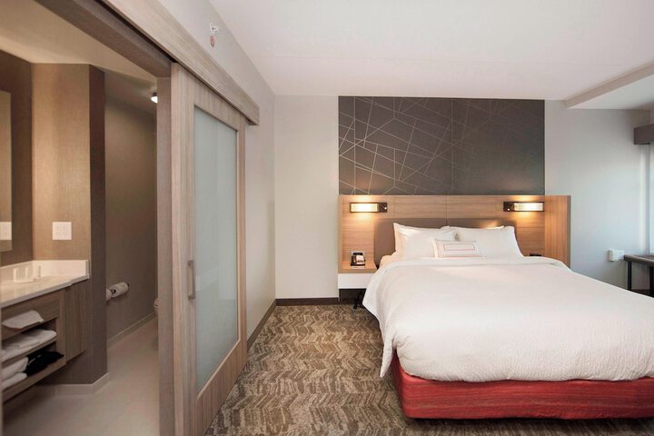 Room 31 of 63