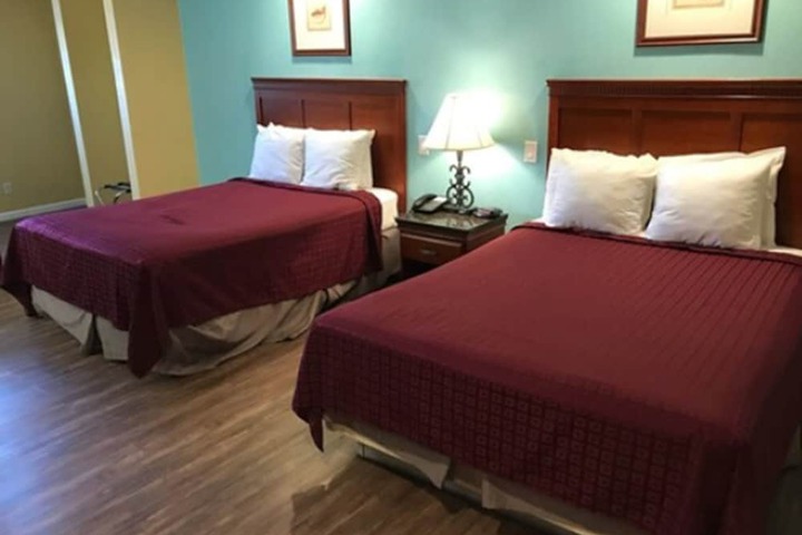 Room 20 of 27