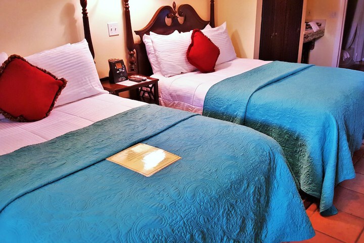 Room 279 of 392