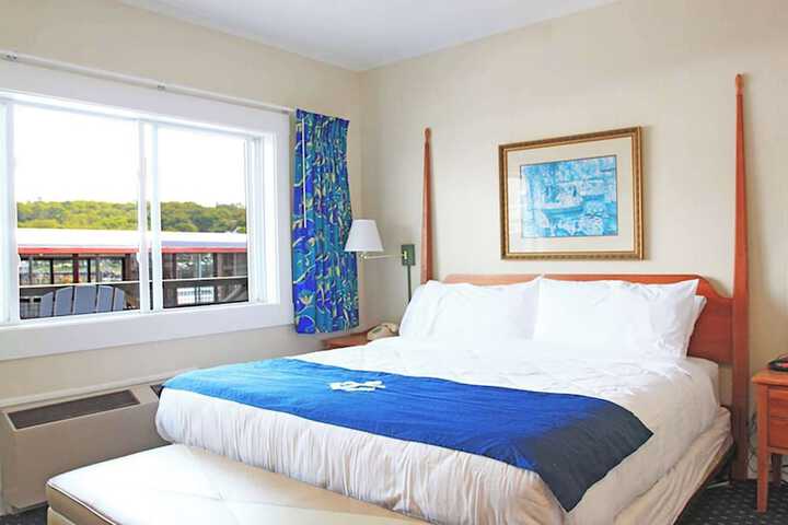Room 166 of 247