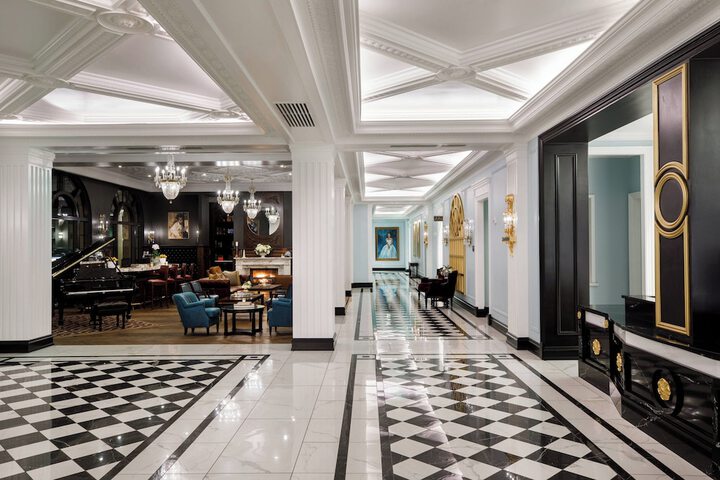 Hotel Carmichael Autograph Collection