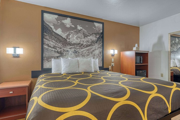 Super 8 by Wyndham Alamosa