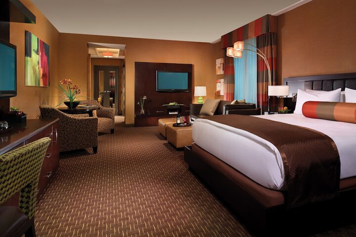 Room 19 of 44
