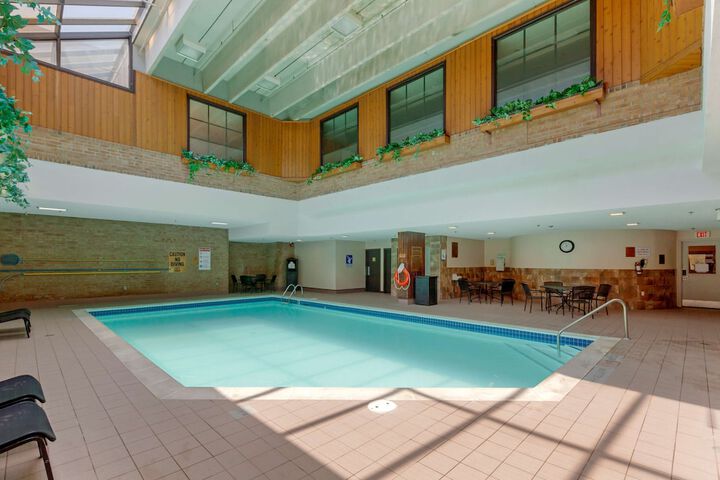Pool 4 of 53