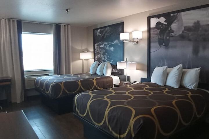 Greeley Valley Lodge