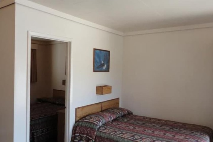 Room 14 of 39