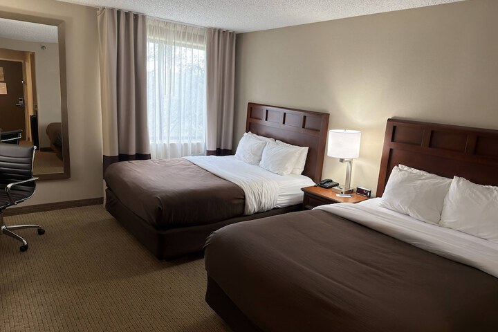Wingate by Wyndham Utica