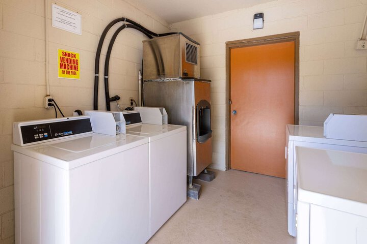 Room 14 of 21