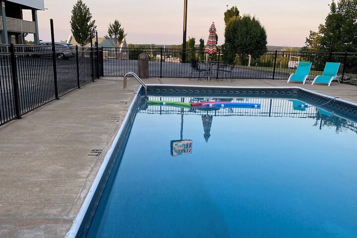 Pool 2 of 35
