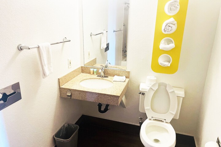 Room 5 of 29