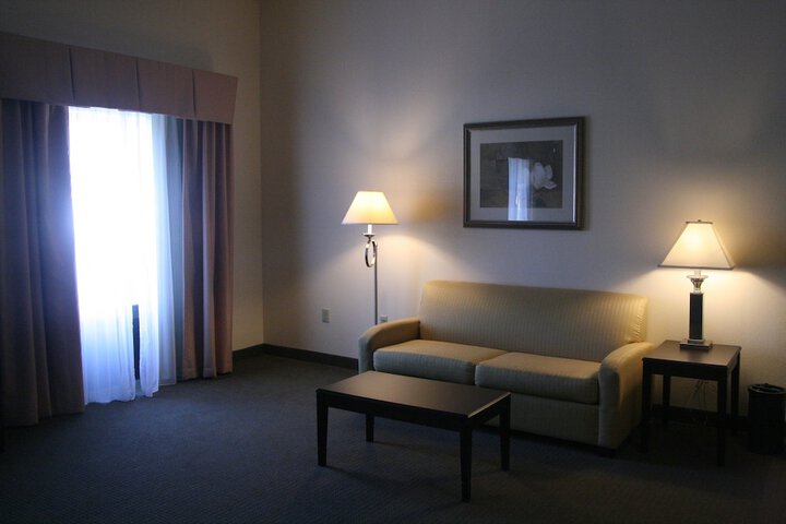 Room 26 of 49