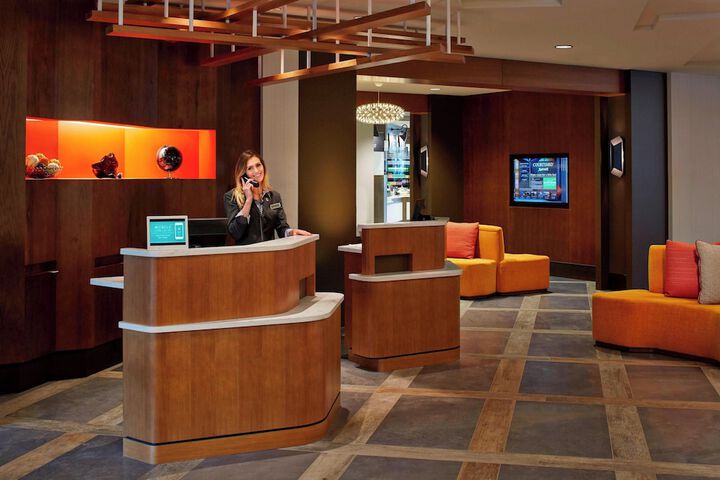 Courtyard by Marriott Lake George
