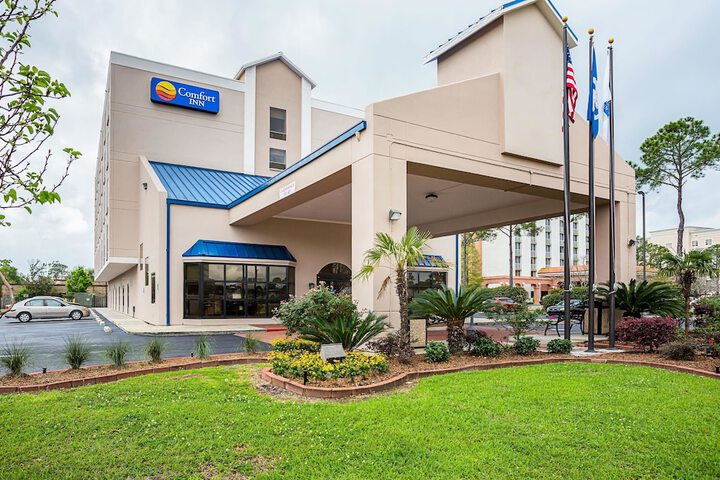 Hotel 4 of 58