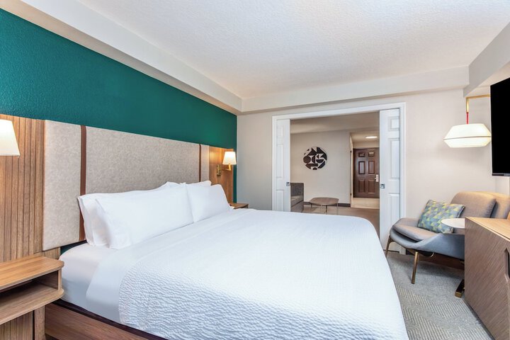 Holiday Inn & Suites Daytona Beach on the Ocean by IHG