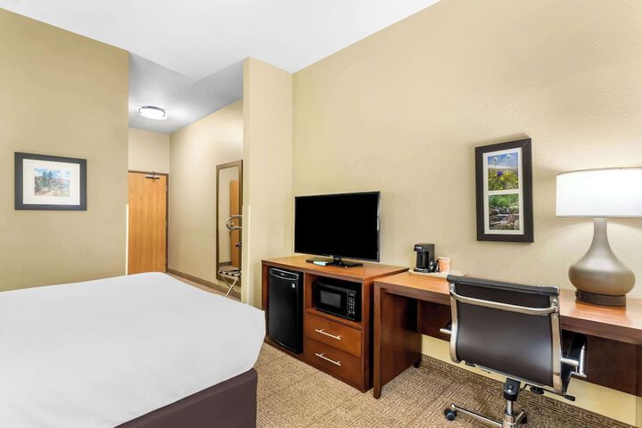 Room 55 of 66