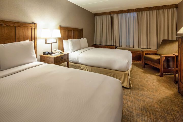 DoubleTree by Hilton Libertyville - Mundelein