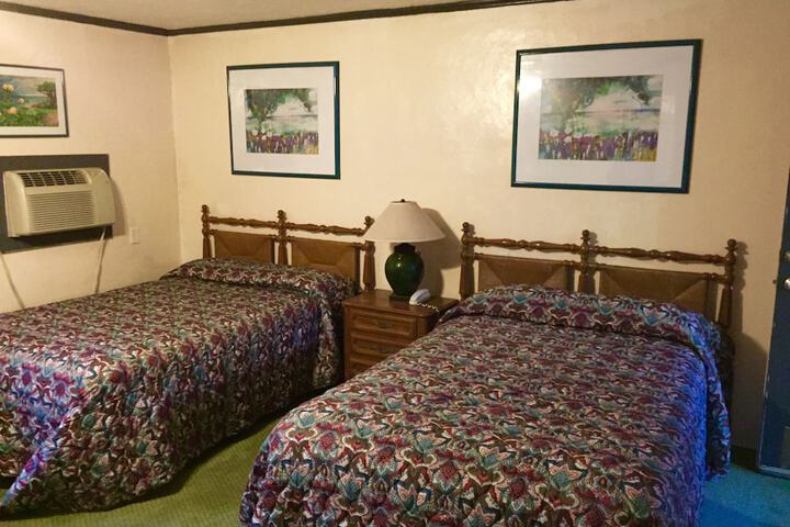 Room 9 of 24