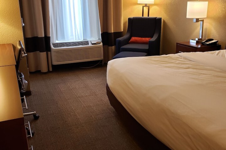 Comfort Inn & Suites Sidney I-80