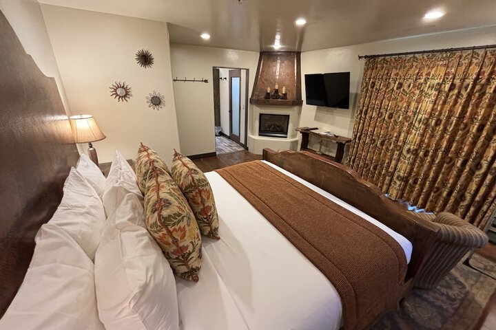 Room 40 of 285