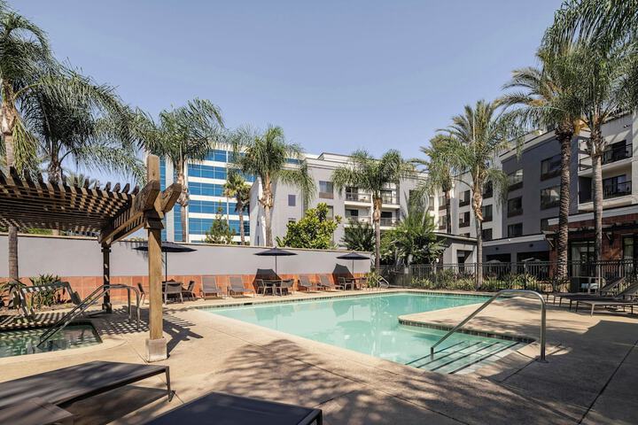 Courtyard by Marriott Los Angeles Burbank Airport