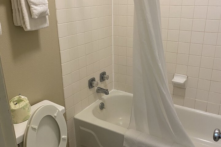 Room 34 of 50