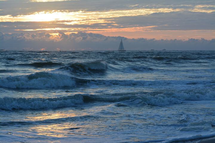 Beach 32 of 50