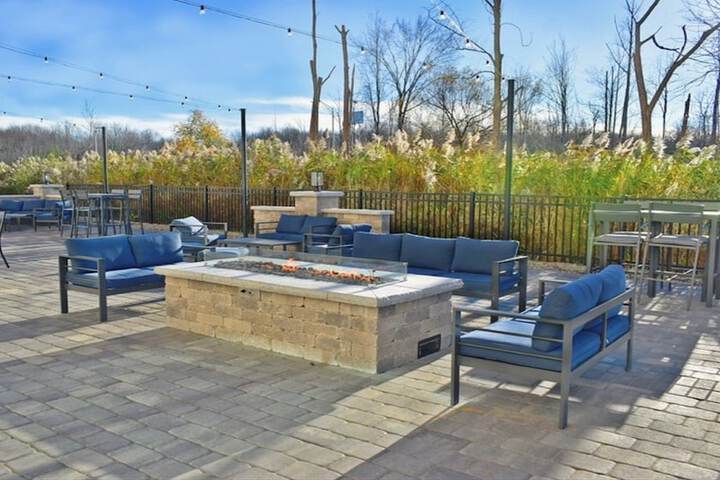 Holiday Inn Express & Suites Madison by IHG