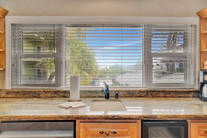 Stones Throw Beachfront Luxury Suites