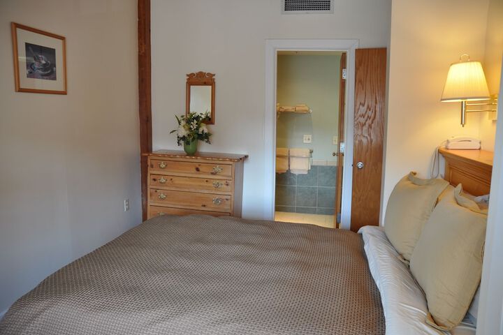 Room 15 of 37