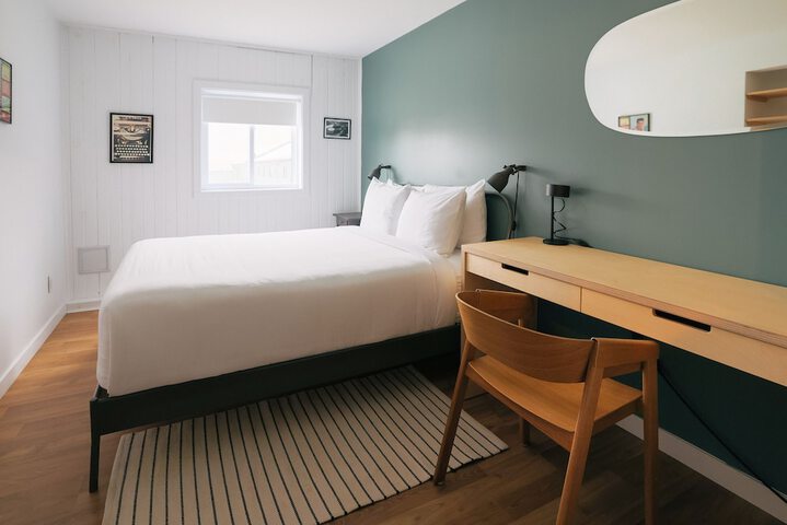 Room 57 of 62