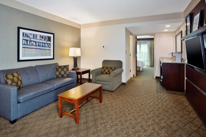 Holiday Inn University Plaza-Bowling Green by IHG